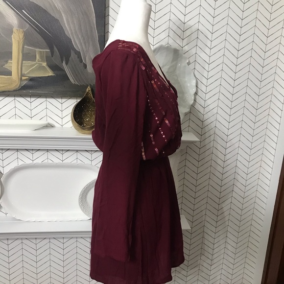 Chelsea and Violet burgundy Lon sleeve dress - Picture 3 of 6